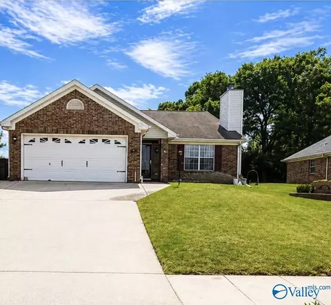 125 Bremerton Dr, Huntsville, AL 35824