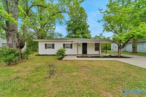 2210 Evans Dr, Huntsville, AL 35810