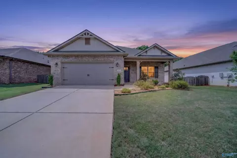185 Rosemary Ayers Dr, Madison, AL 35756