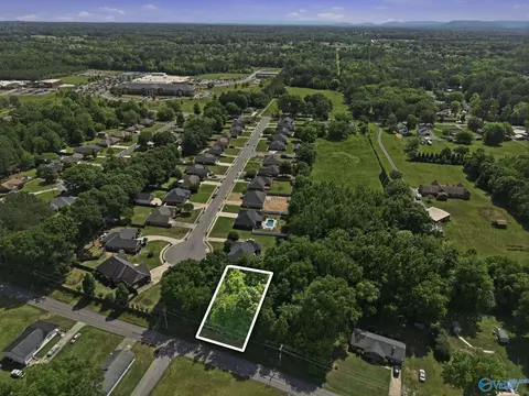 lot Apt 1 Bethel St, Hartselle, AL 35640