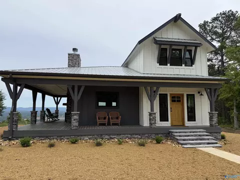 208 Woolum St, Pisgah, AL 35765