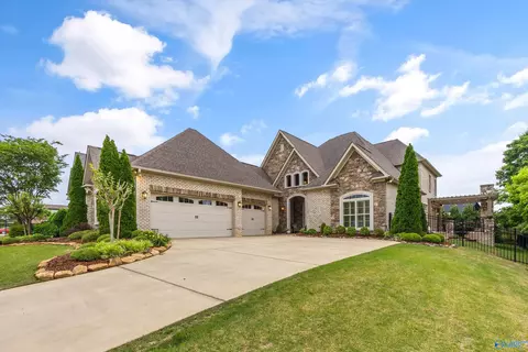 23696 Piney Creek Dr, Athens, AL 35613