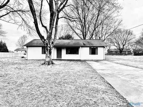 21335 Oakland Mdws, Athens, AL 35613