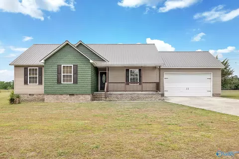 257 Land Cir, Albertville, AL 35950