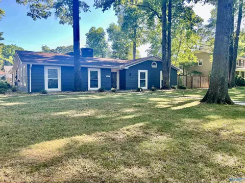 2511 College St, Decatur, AL 35601
