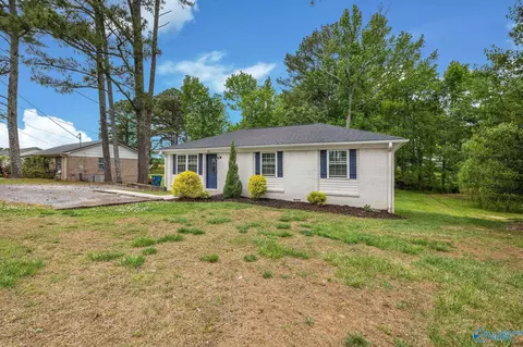 Exterior - 1072 Hulaco Rd, Arab, AL 35016 photo 11 of 12