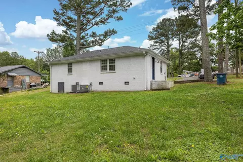 Exterior - 1072 Hulaco Rd, Arab, AL 35016 photo 4 of 12