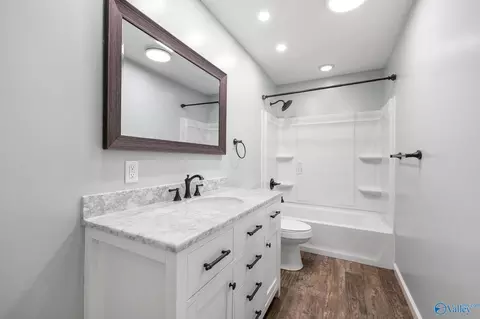 Bath - 1072 Hulaco Rd, Arab, AL 35016 photo 1 of 1