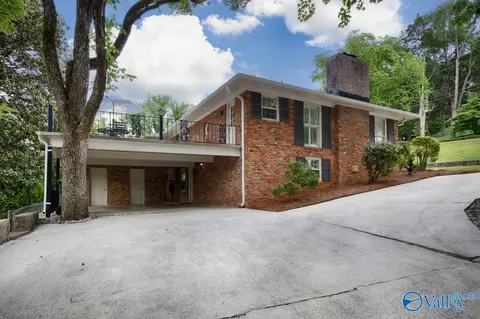 1501 Big Cove Rd, Huntsville, AL 35801