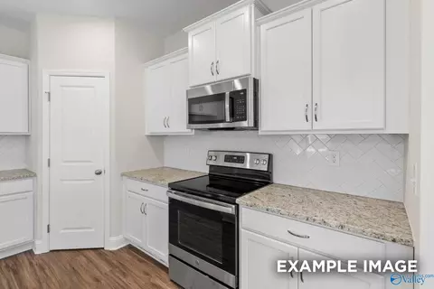 4816 Drews Dogwood Ln, Huntsville, AL 35810