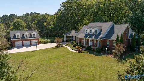 2961 Hobbs Island Rd, Huntsville, AL 35803
