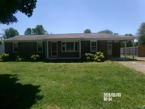 18 Camargo Rd, Fayetteville, TN 37334