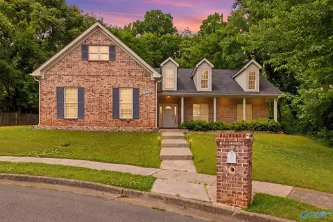 2401 Ermine Dr, Huntsville, AL 35810