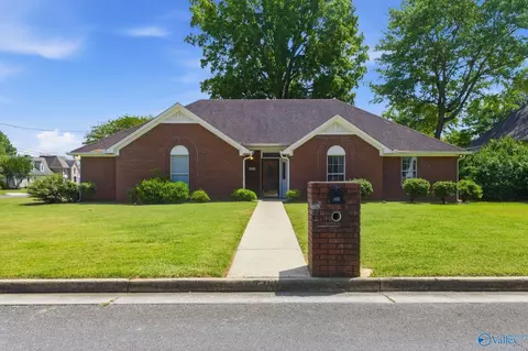 701 Rigel Dr, Decatur, AL 35603