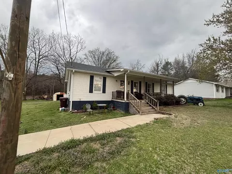 13805 Carter Rd, Athens, AL 35611