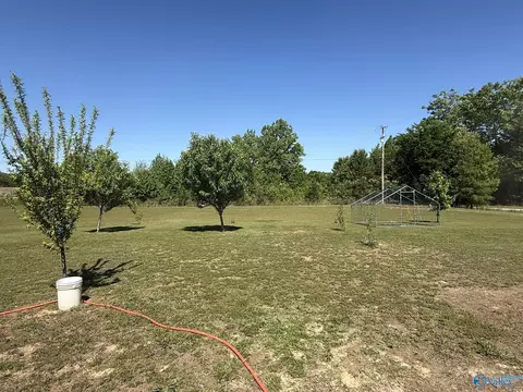 64 Ac County Road 400, Groveoak, AL 35975