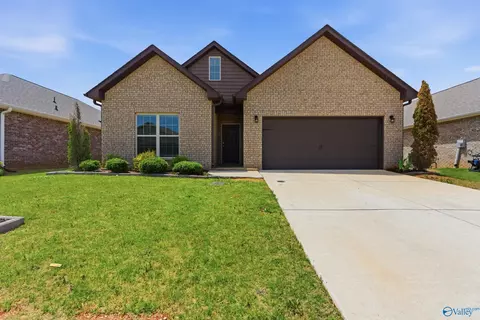 12933 Juniors Dr, Madison, AL 35756