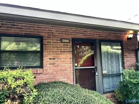 2000 Colony Dr, Huntsville, AL 35802