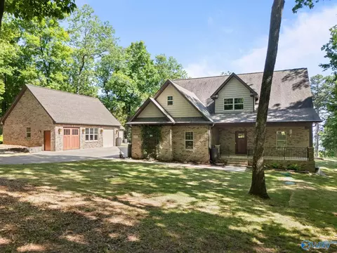 181 Winterview Dr, Gurley, AL 35748