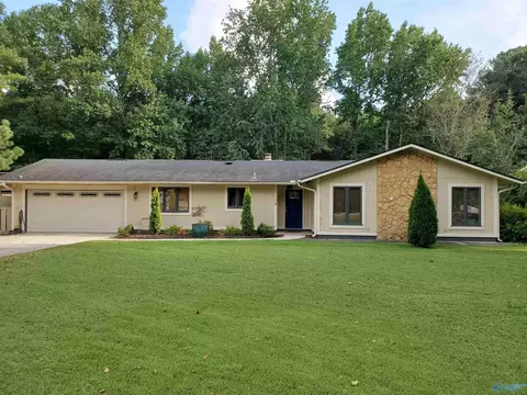 104 Northwood Cir, Harvest, AL 35749