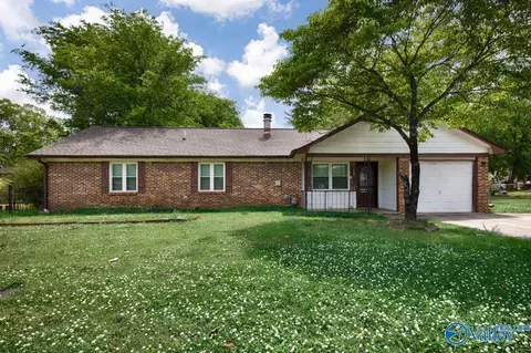2815 Winchester Rd, Huntsville, AL 35810