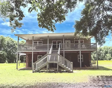5227 Tidmore Bend Rd, Gadsden, AL 35901