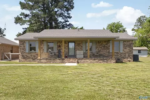 98 Johnson Rd, Danville, AL 35619