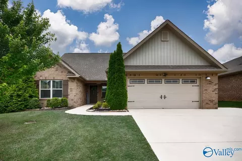114 White Rock Dr, Harvest, AL 35749