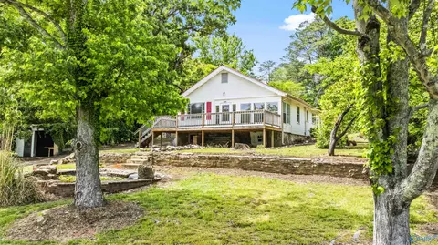 1010 Green Ave, Fort Payne, AL 35967