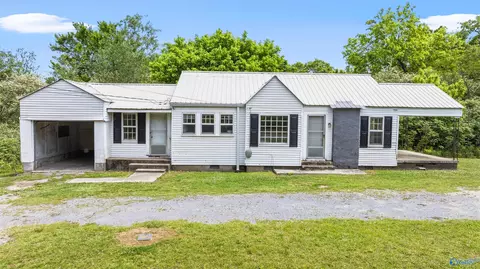 4968 County Road 27, Fort Payne, AL 35968