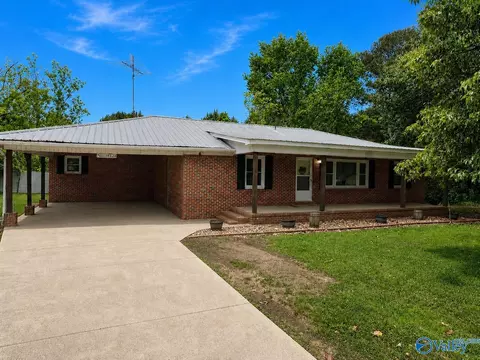 765 County Road 24, Crossville, AL 35962