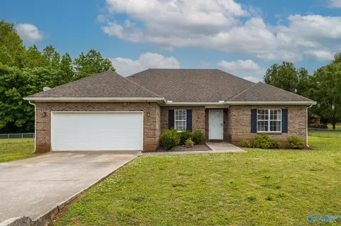 145 Hazel Trce, Hazel Green, AL 35750