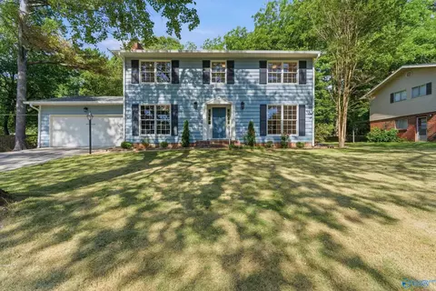 11309 Woodcrest Dr, Huntsville, AL 35803