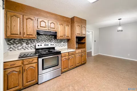 Kitchen - 136 County Road 591, Trinity, AL 35673 photo 2 of 2