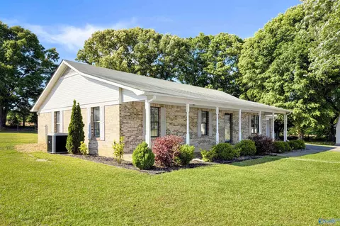Exterior - 136 County Road 591, Trinity, AL 35673 photo 7 of 9