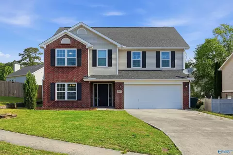 4805 Inglewood Ct, Owens Cross Roads, AL 35763