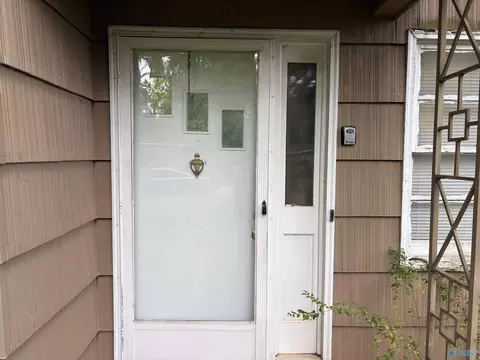 1403 Cypress St, Decatur, AL 35601