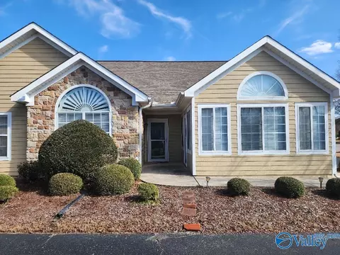 1013 Cathedral Cir #1013, Madison, AL 35758