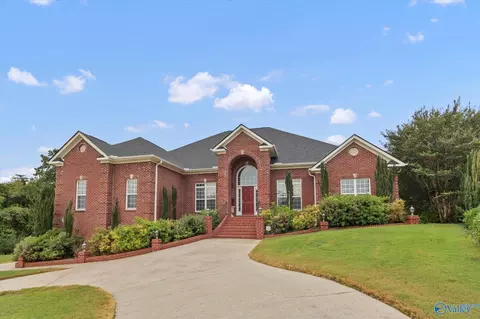 104 Early Morning Cir, Huntsville, AL 35811