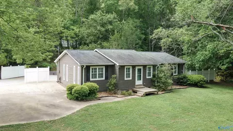279 Posey Rd, Fort Payne, AL 35968