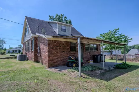 Exterior - 6655 County Road 214, Trinity, AL 35673 photo 6 of 11