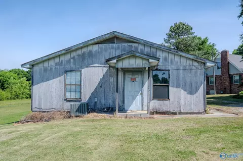 Exterior - 6655 County Road 214, Trinity, AL 35673 photo 9 of 11