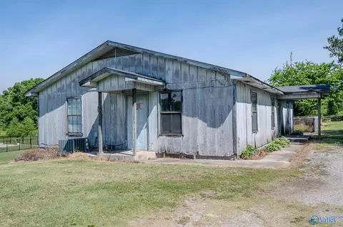 Exterior - 6655 County Road 214, Trinity, AL 35673 photo 8 of 11