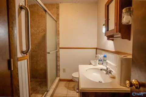 Bath - 6655 County Road 214, Trinity, AL 35673 photo 1 of 5