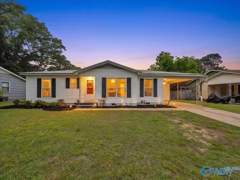 2310 12th St, Decatur, AL 35601