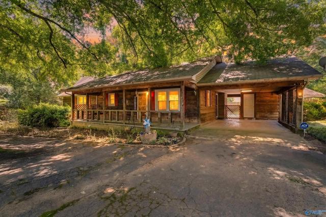 514 Childress Dr, Scottsboro, AL 35769