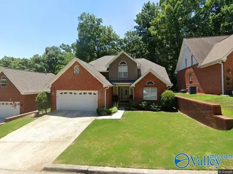 2818 Creek Ridge Trl, Guntersville, AL 35976