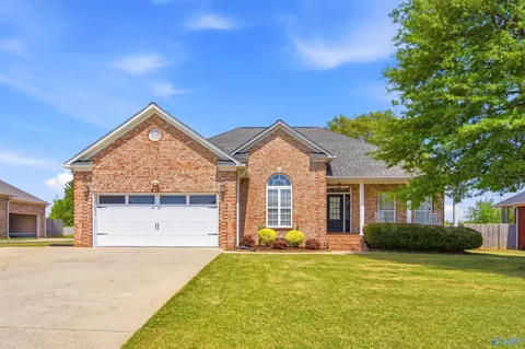 25833 Iron Gate Dr, Madison, AL 35756