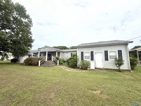 275 County Road 578, Centre, AL 35960