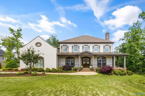 16 Watson Grande Way, Owens Cross Roads, AL 35763